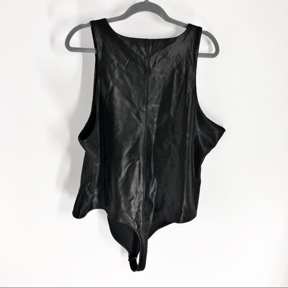 Good American Better Than Leather Body Suit Sz 7 - Picture 11 of 12